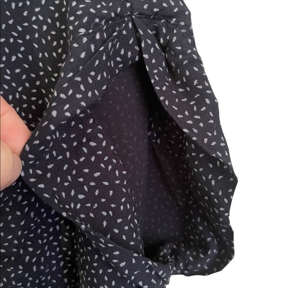 Croft & Barrow High-Low Navy-Polka Dotted With Front Pocket,Cap Sleeves Shirt L - Picture 5 of 6